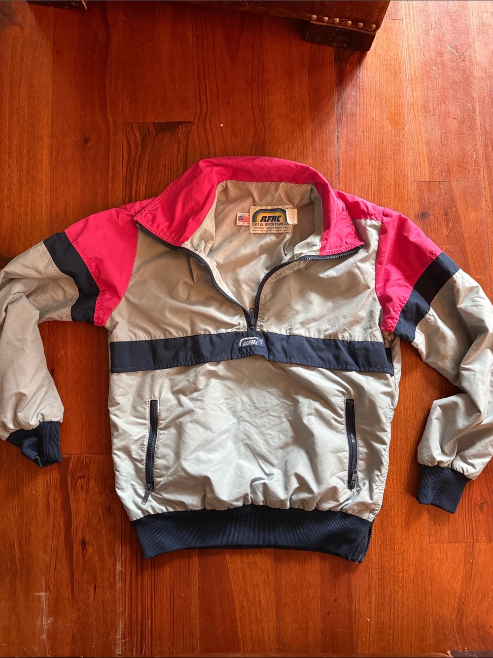 Women’s Vintage AFRC Raven Ski Pullover Jacket in Gray & Pink